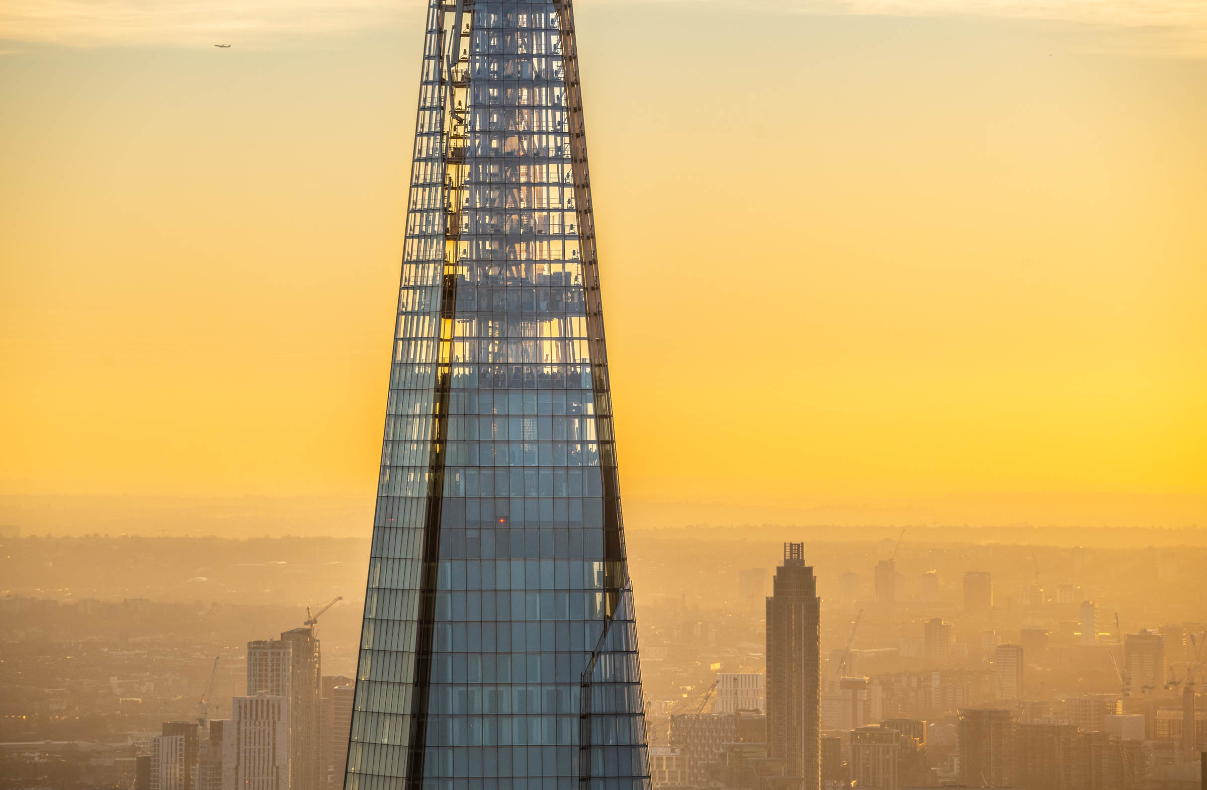 JasonHawkes-323517-london